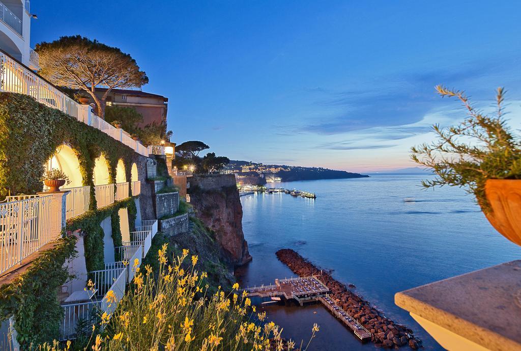 Grand Hotel Riviera Σορέντο Εξωτερικό φωτογραφία